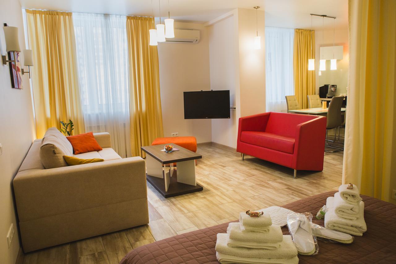Apartments "Pleasure" Kiev Exteriör bild